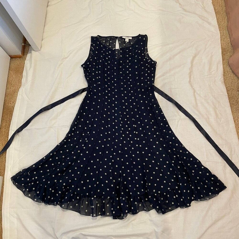 Dress Barn Ladies Sleeveless Dress